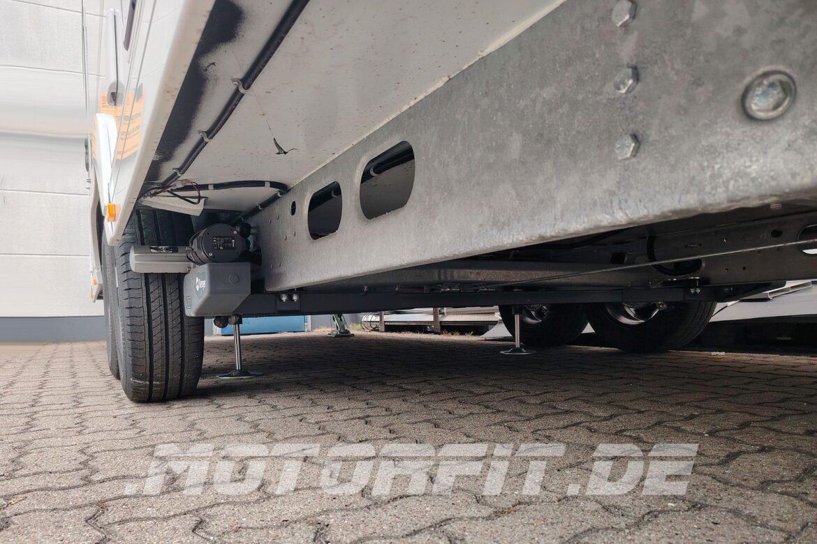 Hubstützen Adria Adora Wohnwagen 673